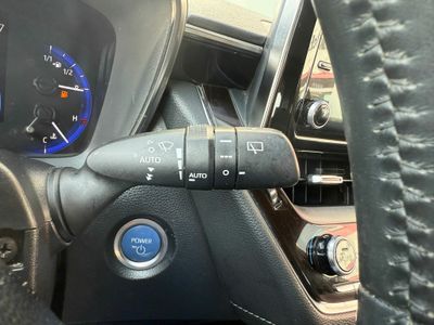 Toyota Corolla 1.8 125H ACTIVE TECH E-CVT