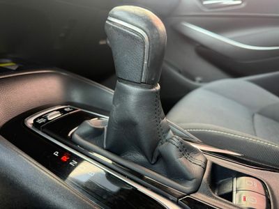 Toyota Corolla 1.8 125H ACTIVE TECH E-CVT