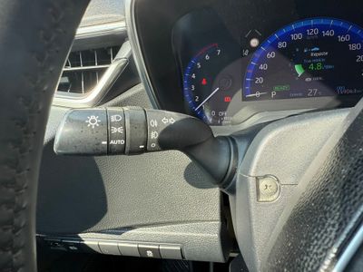 Toyota Corolla 1.8 125H ACTIVE TECH E-CVT