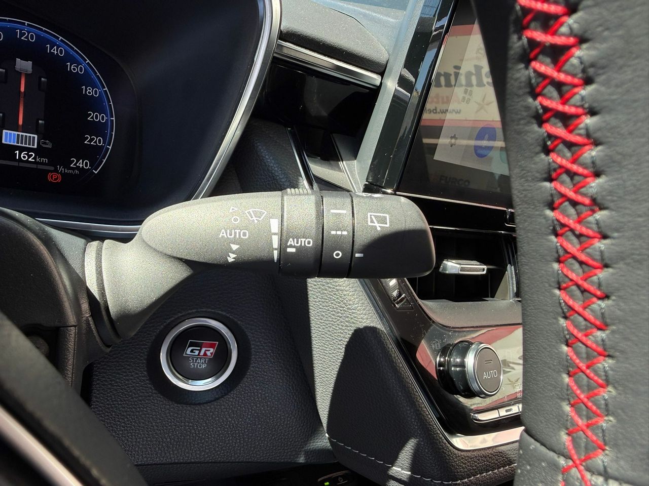 Toyota Corolla 200H GR-Sport - Foto 2