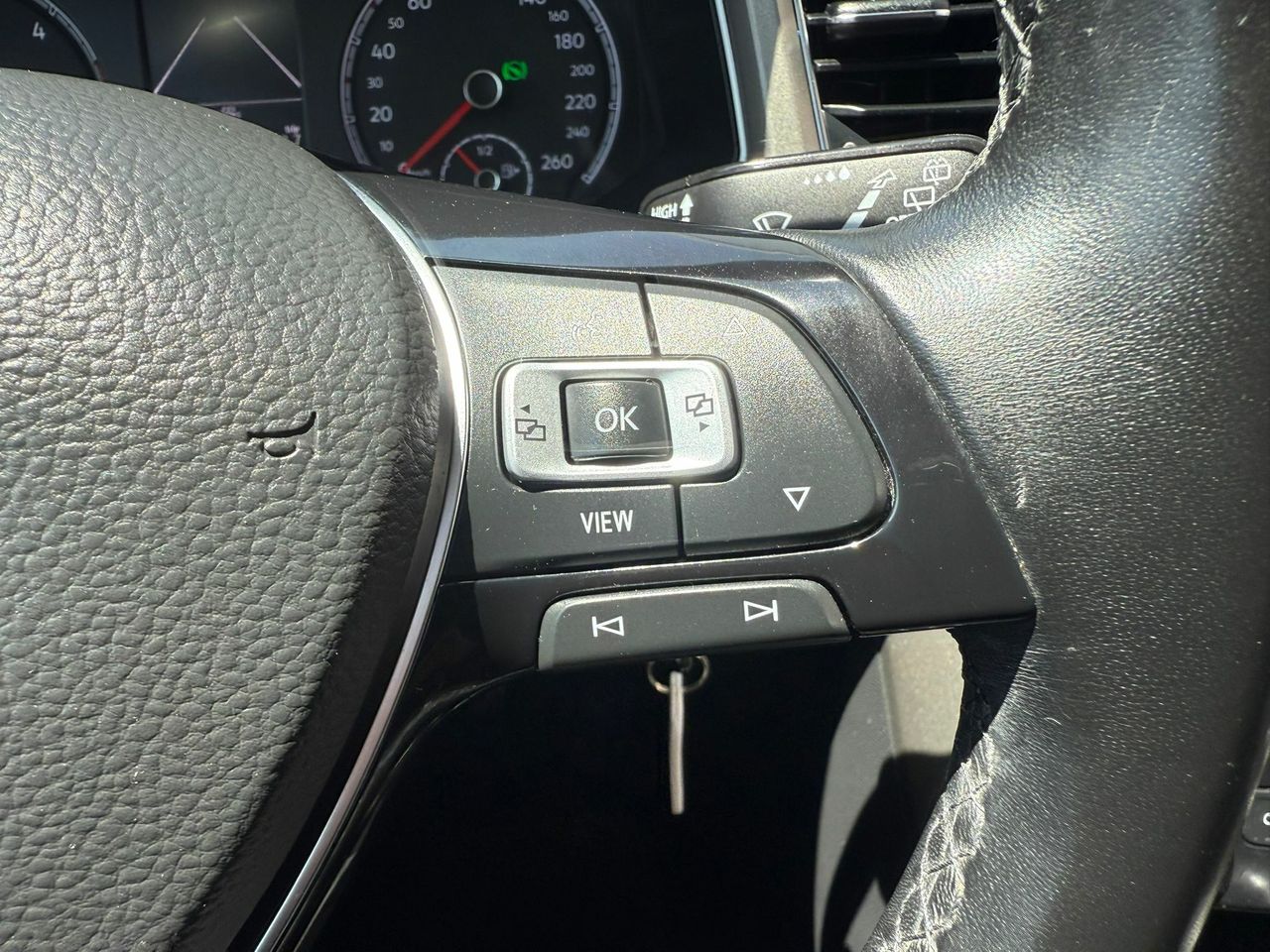 Volkswagen T-Roc Advance 2.0 TDI 110kW (150CV) DSG - Foto 2