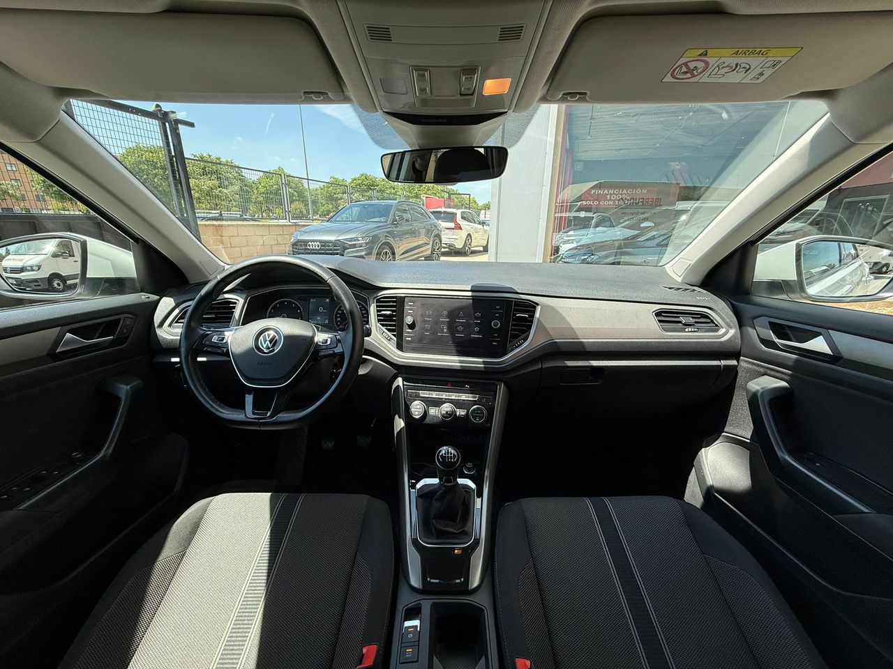 Volkswagen T-Roc Advance R-Line 1.0 TSI 81kW (110CV) - Foto 2