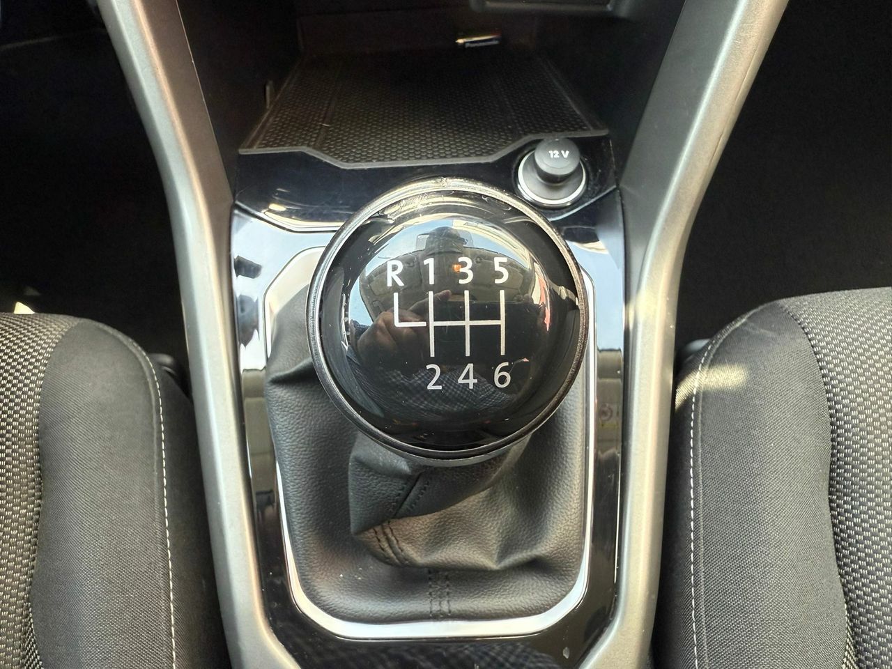 Volkswagen T-Roc Advance R-Line 1.0 TSI 81kW (110CV) - Foto 2