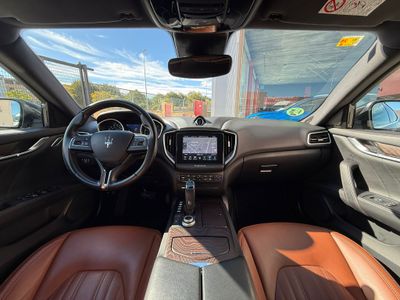 Maserati Ghibli Gransport V6 350 HP RWD