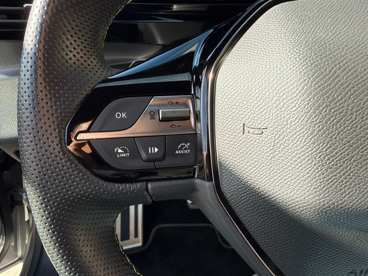 Peugeot 308 SW GT BlueHDi 130 S&S EAT8 - Foto 2