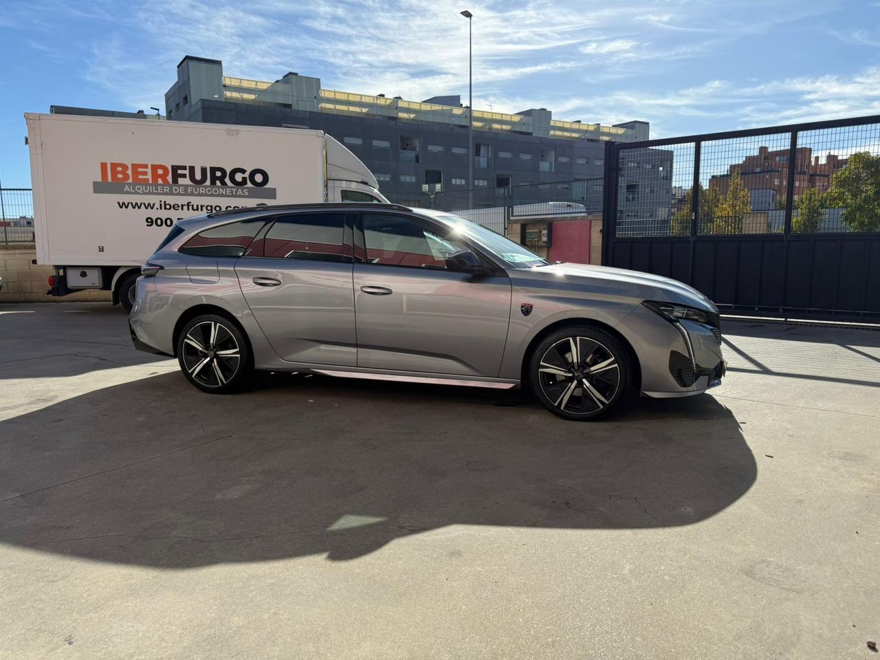 Peugeot 308 SW GT BlueHDi 130 S&S EAT8 - Foto 2