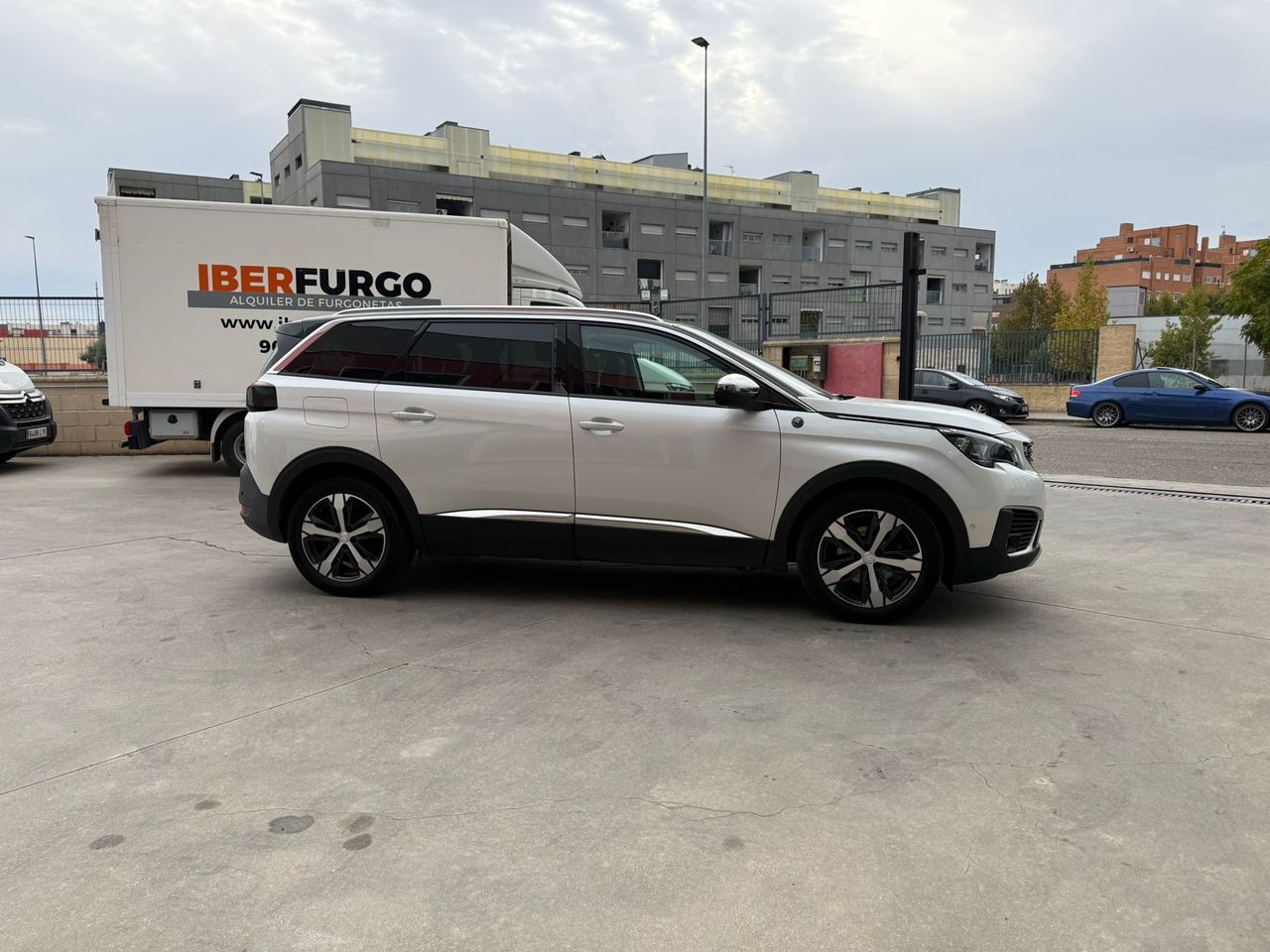 Peugeot 5008 Allure 1.5L BlueHDi 96kW (130CV) S&S - Foto 2