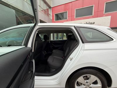 Skoda Octavia Combi 1.0 TSI 81kW(110CV) DSG mHEV Ambi.