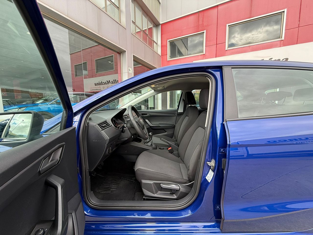 Seat Ibiza 1.0 MPI 59kW (80CV) Style Plus - Foto 2