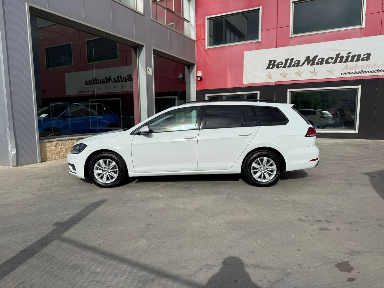 Volkswagen Golf Business 1.6 TDI 85kW (115CV) Variant - Foto 2