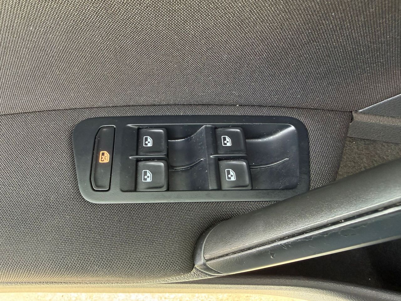 Volkswagen Golf Business 1.6 TDI 85kW (115CV) Variant - Foto 2