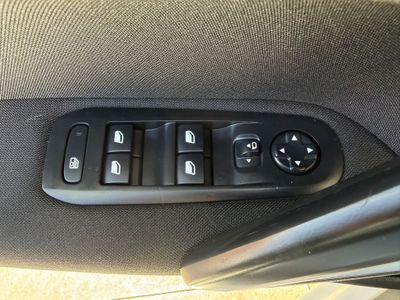 Peugeot 308 SW Style BlueHDi 130 S&S EAT8