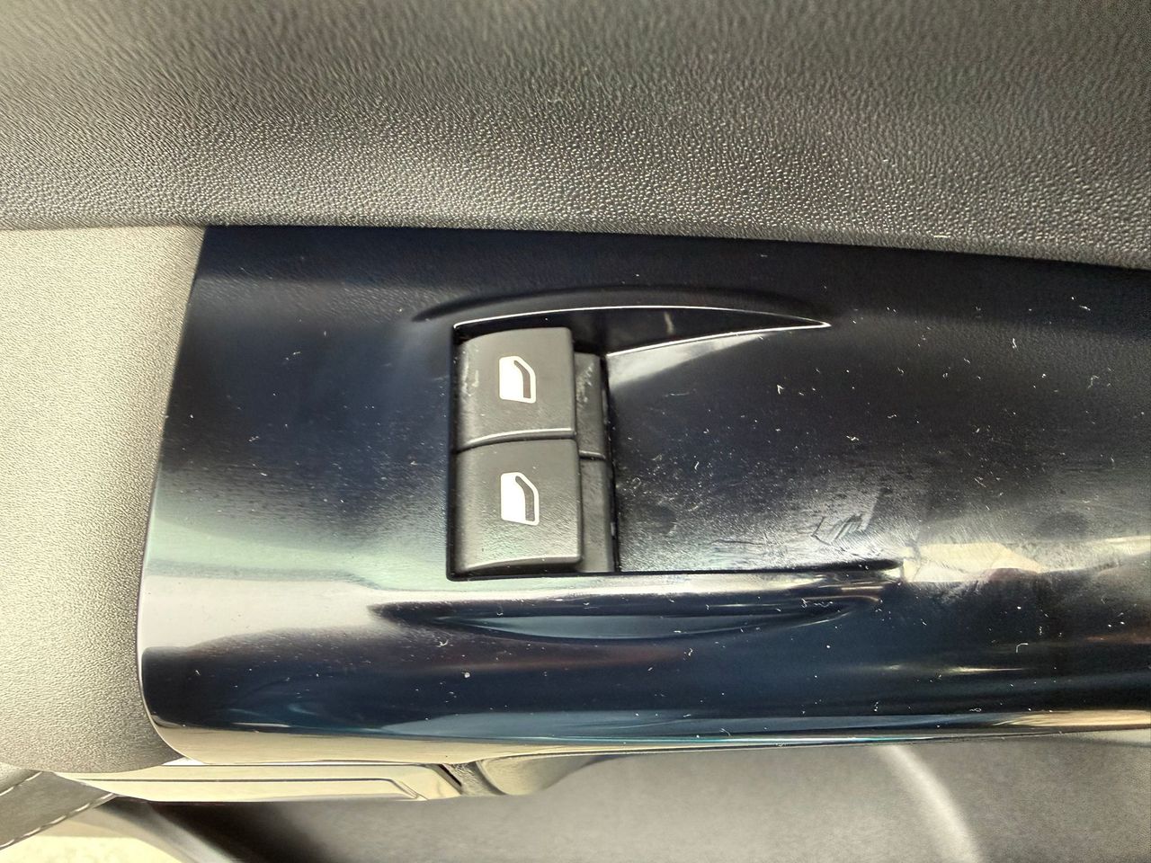 Citroën C4 Cactus PureTech 81KW (110CV) S&S Shine - Foto 2