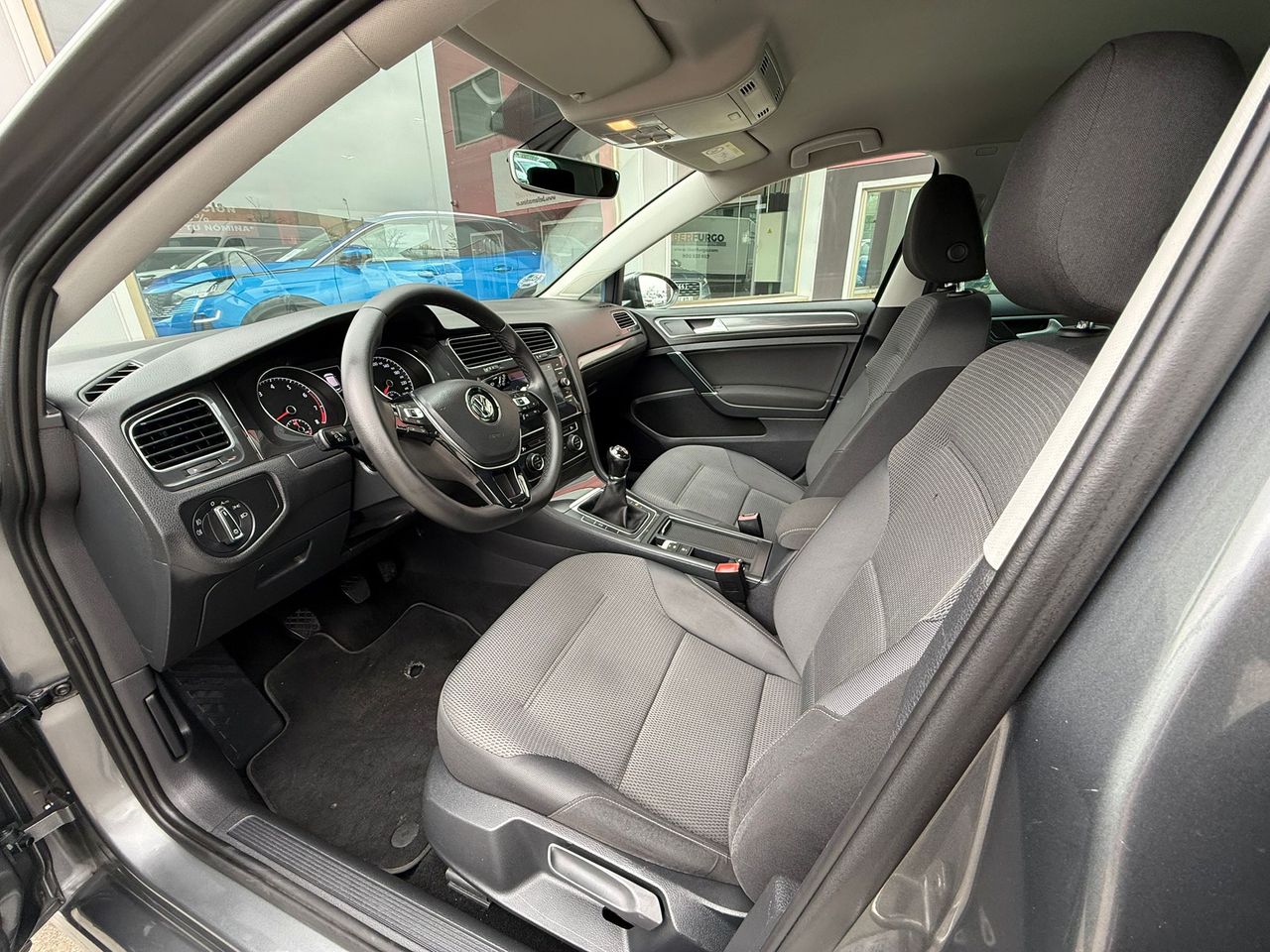 Volkswagen Golf Advance 1.5 TSI EVO 96kW (130CV) Variant - Foto 2