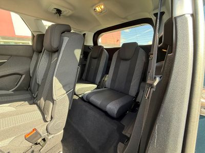 Peugeot 5008 Active 1.5L BlueHDi 96kW (130CV) S&S