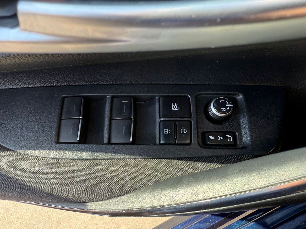 Toyota Corolla 1.8 125H STYLE E-CVT - Foto 2