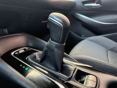 Toyota Corolla 1.8 125H STYLE E-CVT