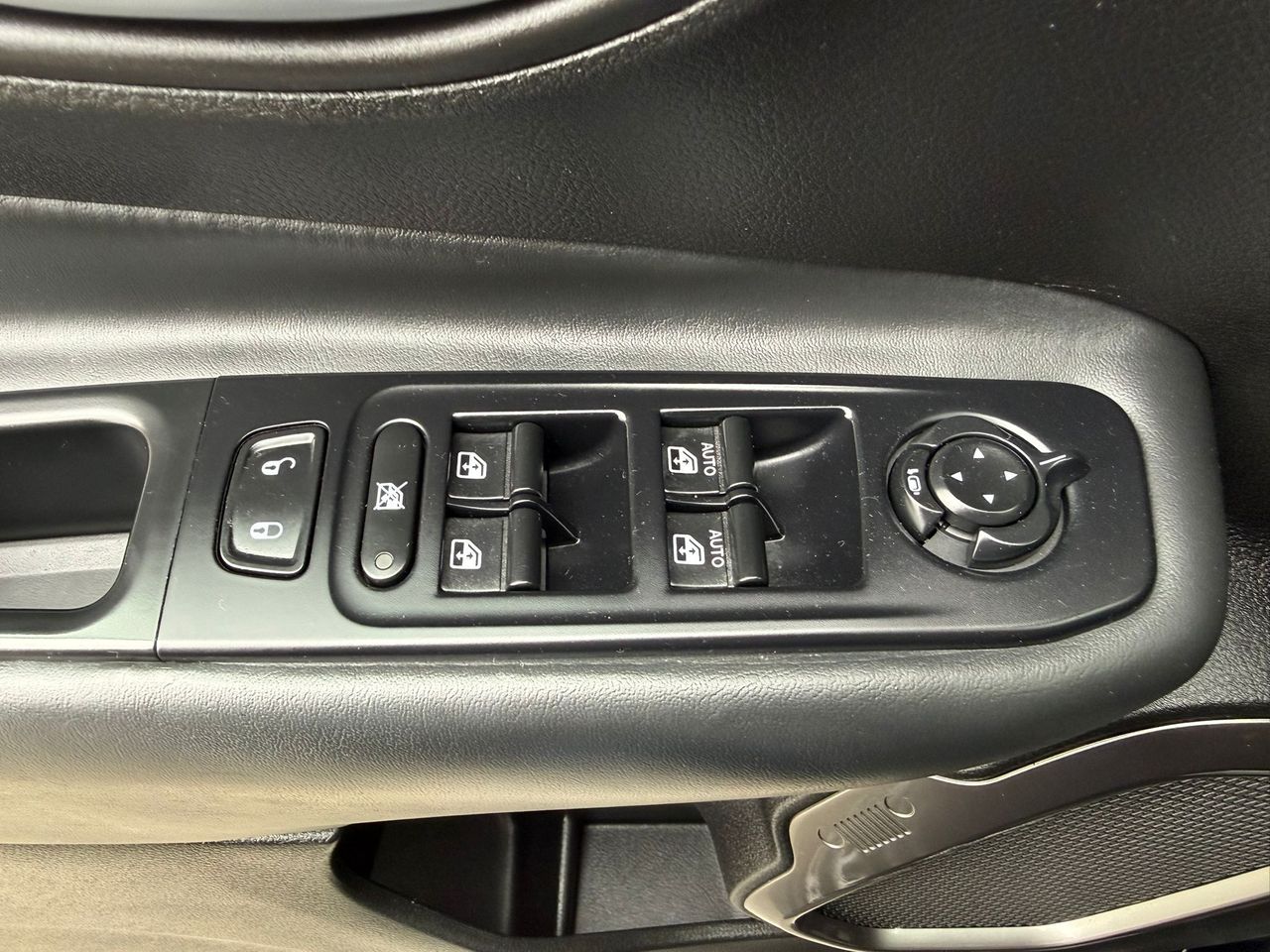 Jeep Renegade 1.4 Mair Limited 4x2 103kW E6 - Foto 2