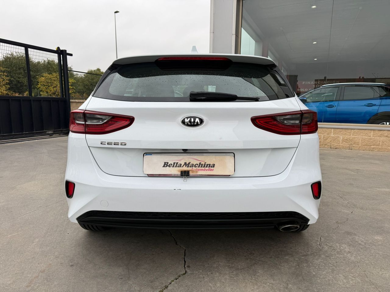 Kia Ceed 1.6 CRDi 100kW (136CV) Drive - Foto 2