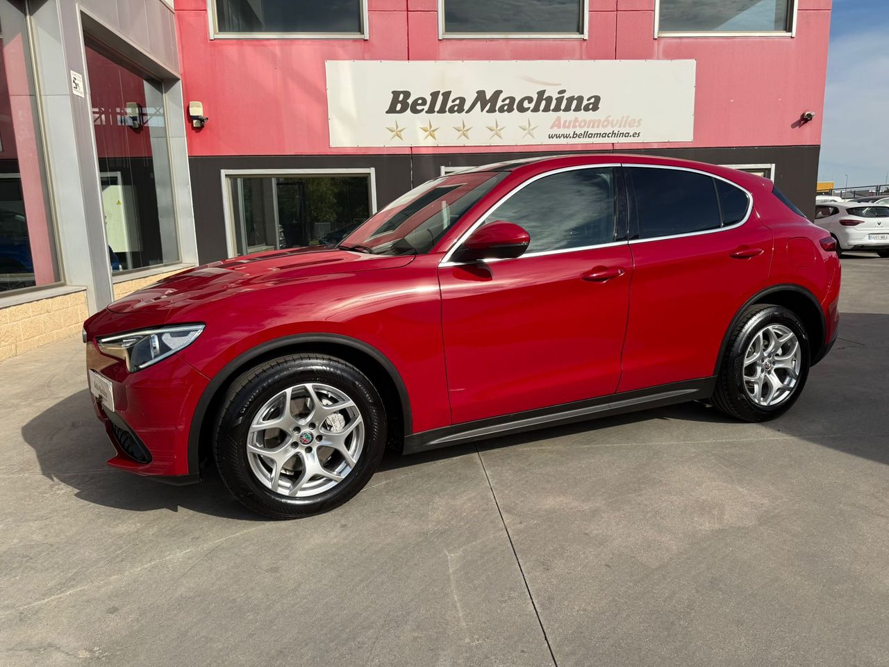 Alfa Romeo Stelvio 2.2 Diésel 140kW (190CV) Executive AWD - Foto 2