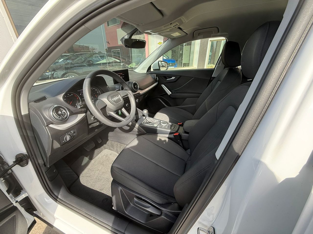 Audi Q2 35 TFSI 110kW (150CV) S tronic - Foto 2