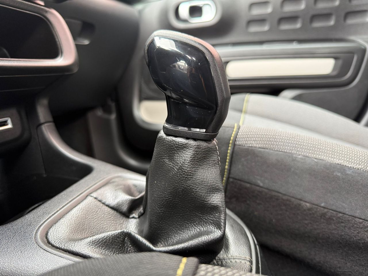 Citroën C3 PureTech 60KW (83CV) Feel - Foto 2