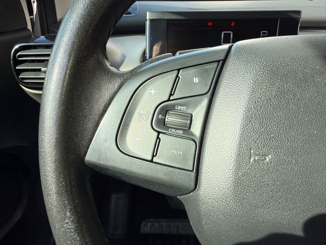 Citroën C4 Cactus BlueHDi 88KW (120CV) EAT6 Feel - Foto 2