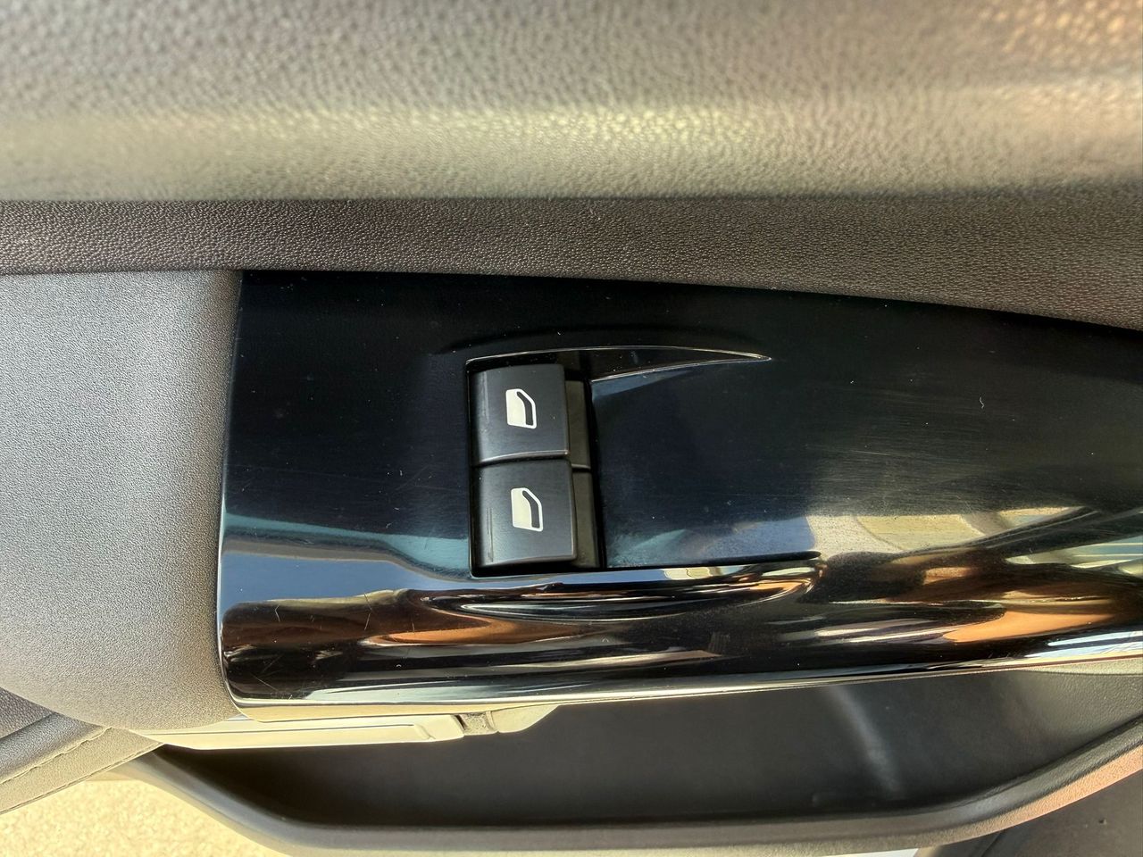 Citroën C4 Cactus BlueHDi 88KW (120CV) EAT6 Feel - Foto 2