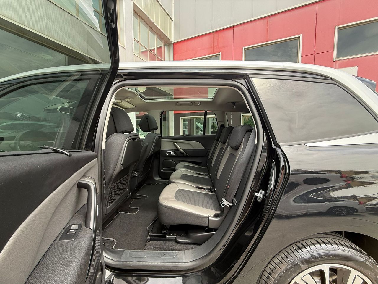 Citroën Grand C4 Spacetourer PureTech 96KW (130CV) S&S 6v Shine - Foto 2