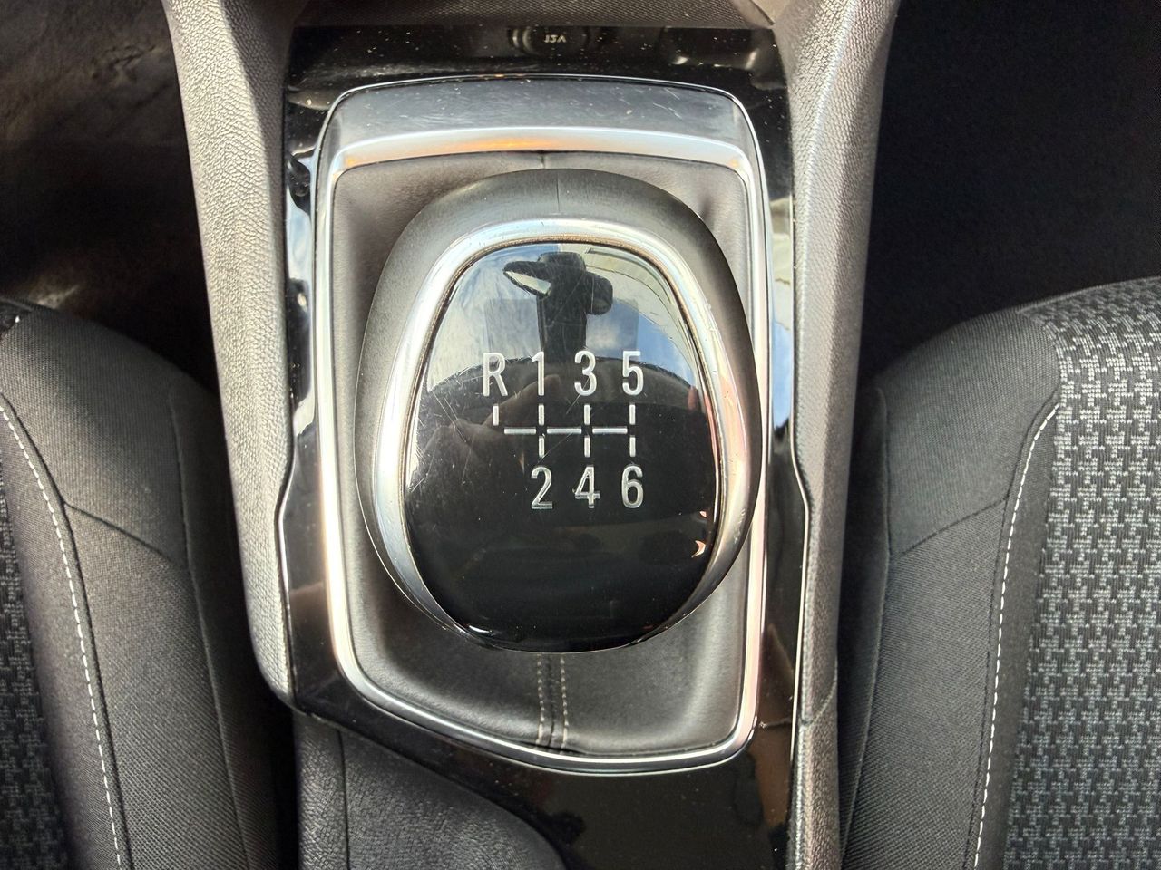 Peugeot 308 5p Active Pack BlueHDi 130 S&S - Foto 2