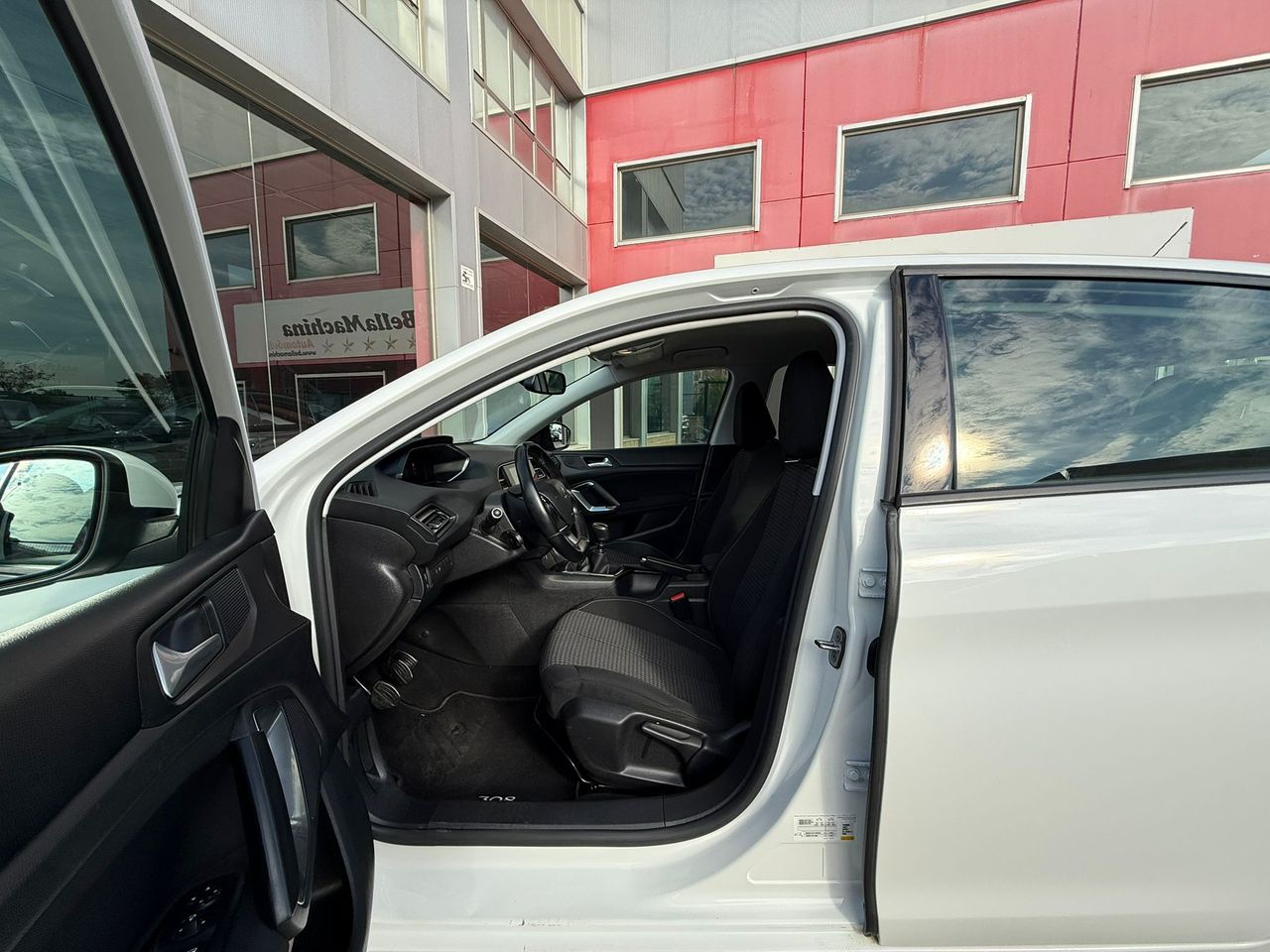 Peugeot 308 5p Active Pack BlueHDi 130 S&S - Foto 2