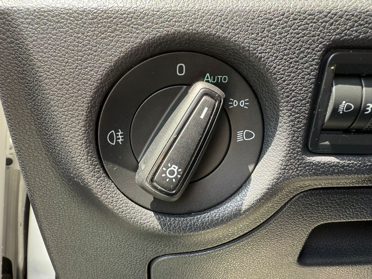 Skoda Scala 1.0 TSI 70 KW (95 CV) Ambition - Foto 2