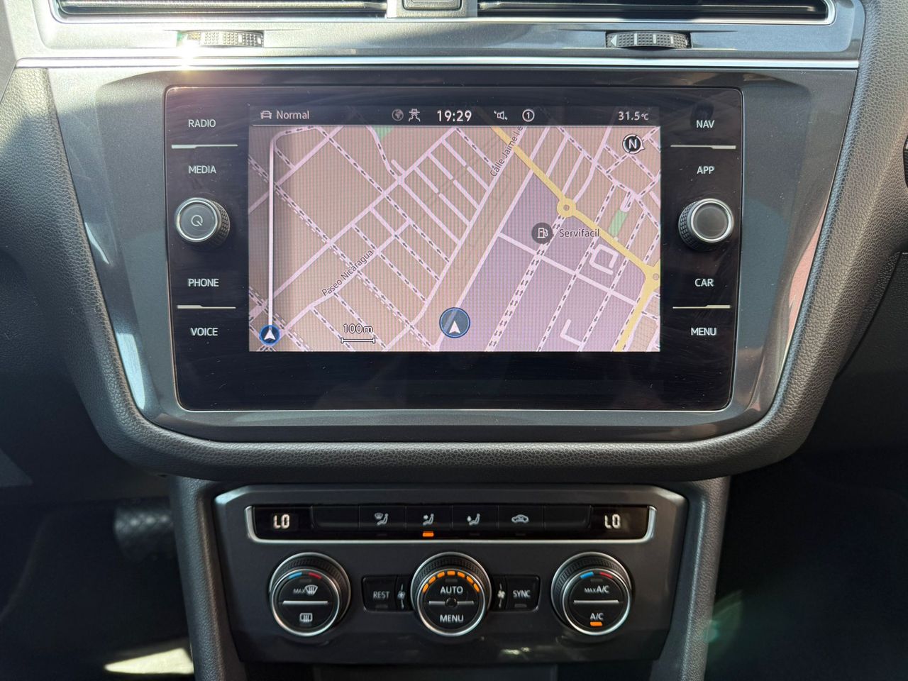 Volkswagen Tiguan Sport 2.0 TDI 147kW (200CV) 4Motion DSG - Foto 2