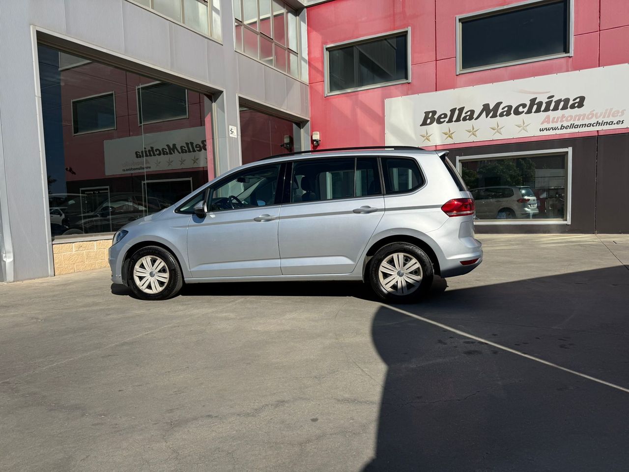 Volkswagen Touran Business 1.6 TDI 85kW (115CV) - Foto 2