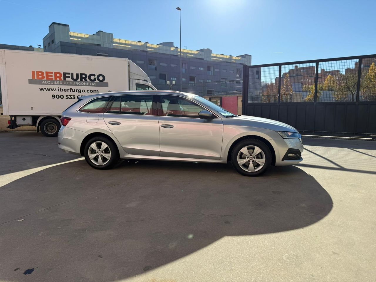 Skoda Octavia Combi 2.0 TDI 110kW(150CV) DSG Ambition - Foto 2