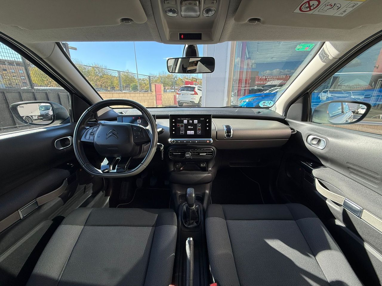 Citroën C4 Cactus BlueHDi 73KW (100CV) Shine - Foto 2