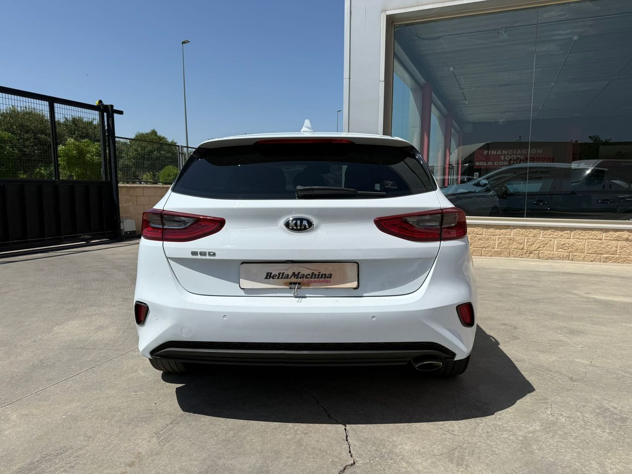 Kia Ceed 1.6 CRDi 100kW (136CV) Tech - Foto 2