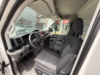 Volkswagen Crafter CARROZADA L4 177 CV CON TRAMPILLA 