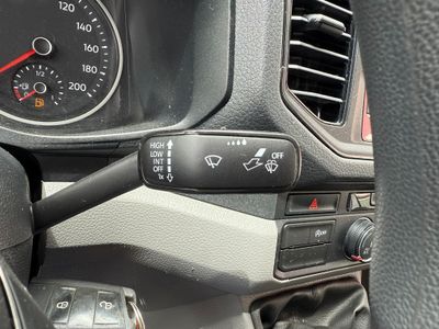 Volkswagen Crafter CARROZADA L4 177 CV CON TRAMPILLA 