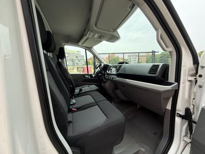 Volkswagen Crafter CARROZADA L4 177 CV CON TRAMPILLA 