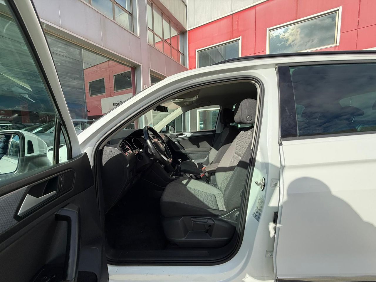 Volkswagen Tiguan Life 2.0 TDI 110kW (150CV) - Foto 2