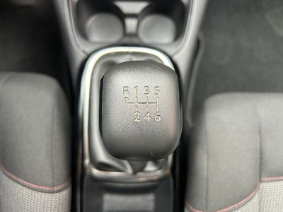 Citroën C4 Cactus BlueHDi 73KW (100CV) Shine