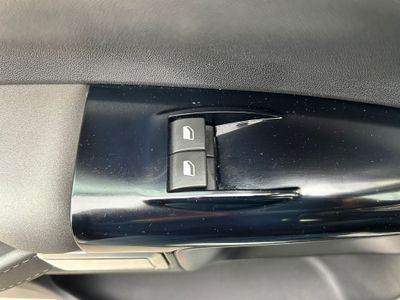 Citroën C4 Cactus BlueHDi 73KW (100CV) Shine