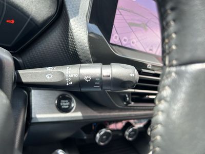 Citroën C5 X Hybrid 180 e-EAT8 Shine