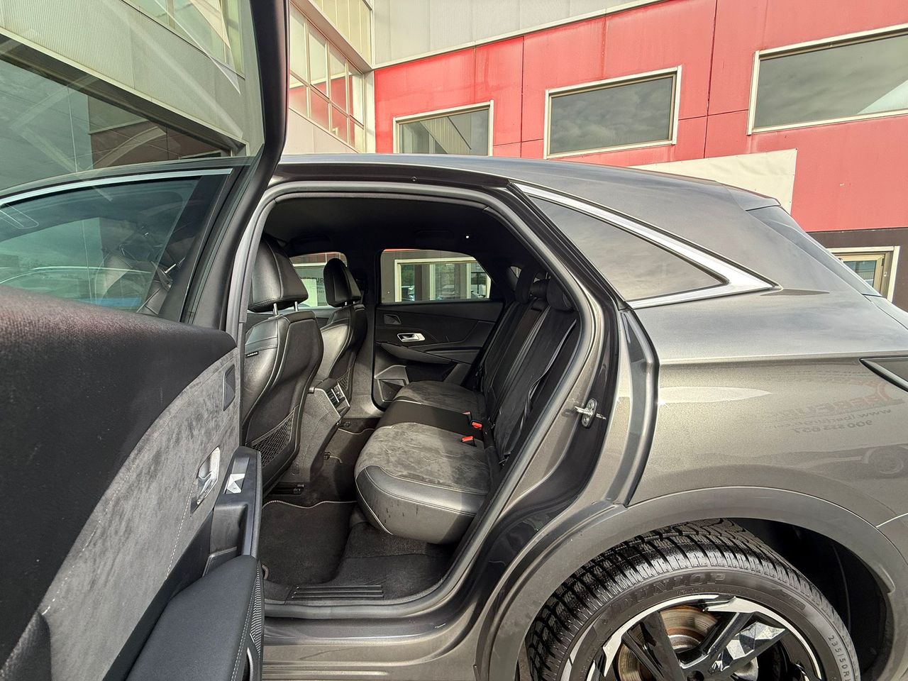 DS DS 7 BlueHDi DE 96kW (130CV) AT. PERF.LINE - Foto 2