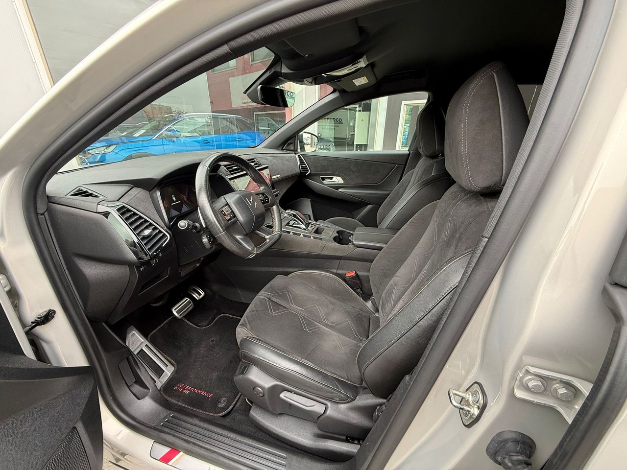 DS DS 7 BlueHDi DE 96kW (130CV) AT. PERF.LINE - Foto 2