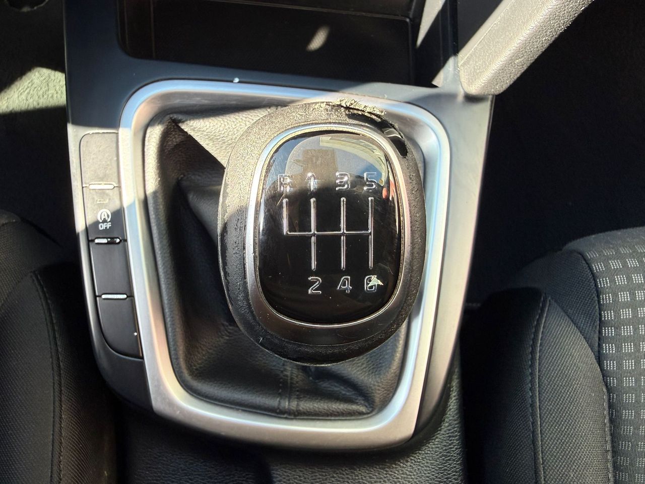 Kia Ceed 1.6 CRDi 85kW (115CV) Concept - Foto 2