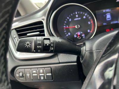 Kia Ceed 1.6 CRDi 85kW (115CV) Drive