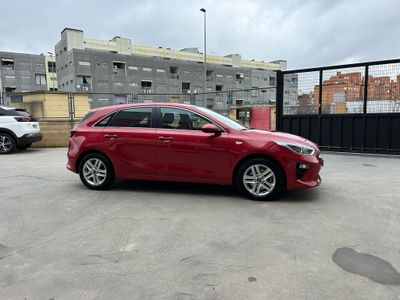 Kia Ceed 1.6 CRDi 85kW (115CV) Drive