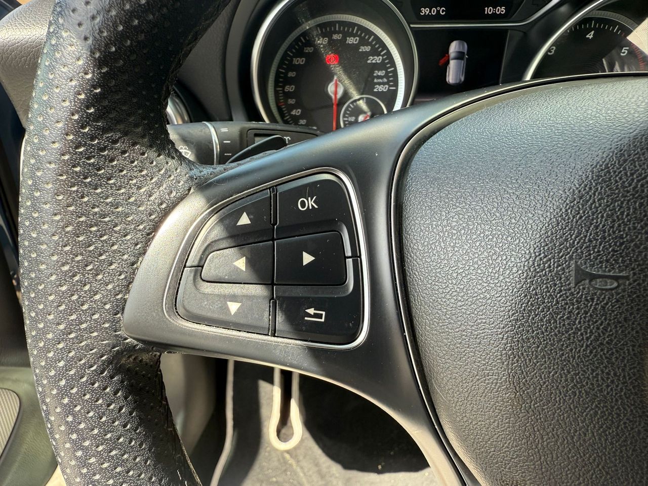 Mercedes GLA GLA 200 d - Foto 2